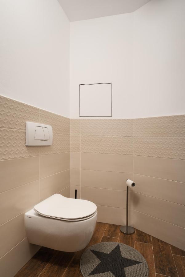Apartman Amore Besenova Bagian luar foto